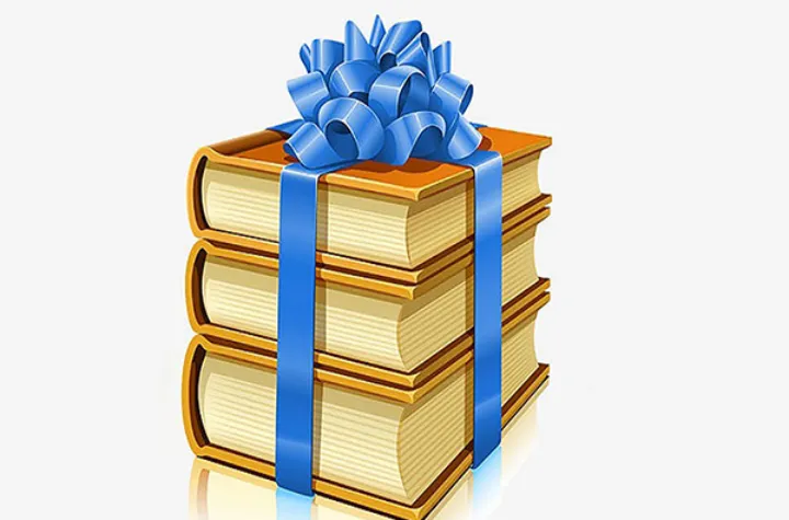 اهدای صد کتاب به مهاجران و پناهندگان به یاد کودکان قربانی رژیم جمهوری اسلامی